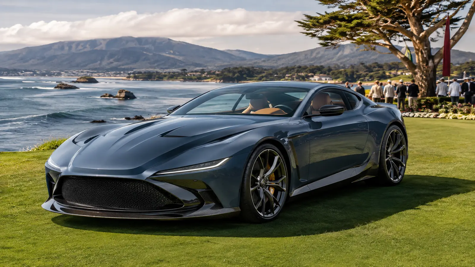 Gran turismo V12 conceptual de motor delantero exhibido en un concours junto a la costa de California.
